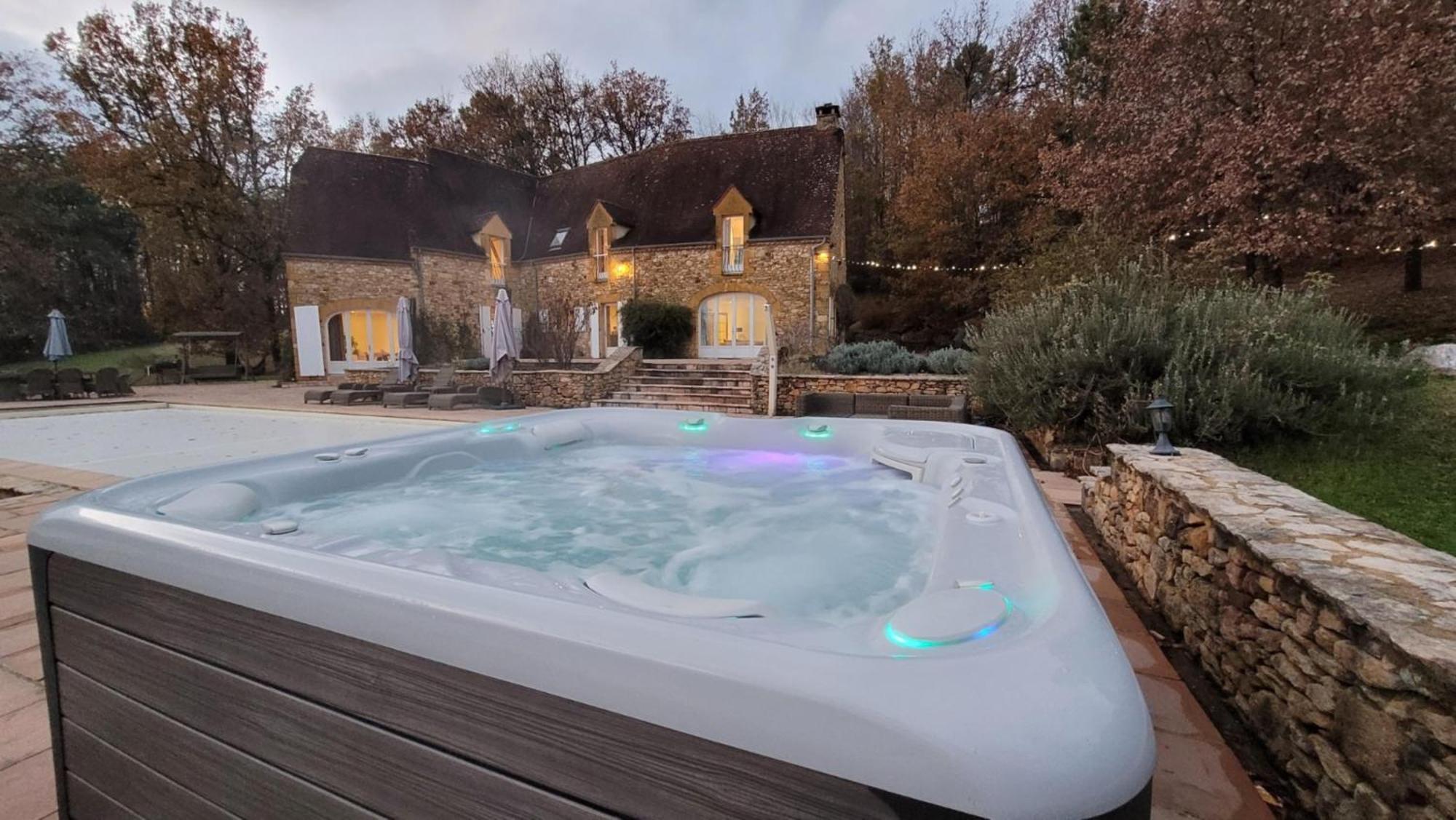 Luxury Chateau W. Pool & Hot Tub In Dordogne Beynac-et-Cazenac Exteriör bild